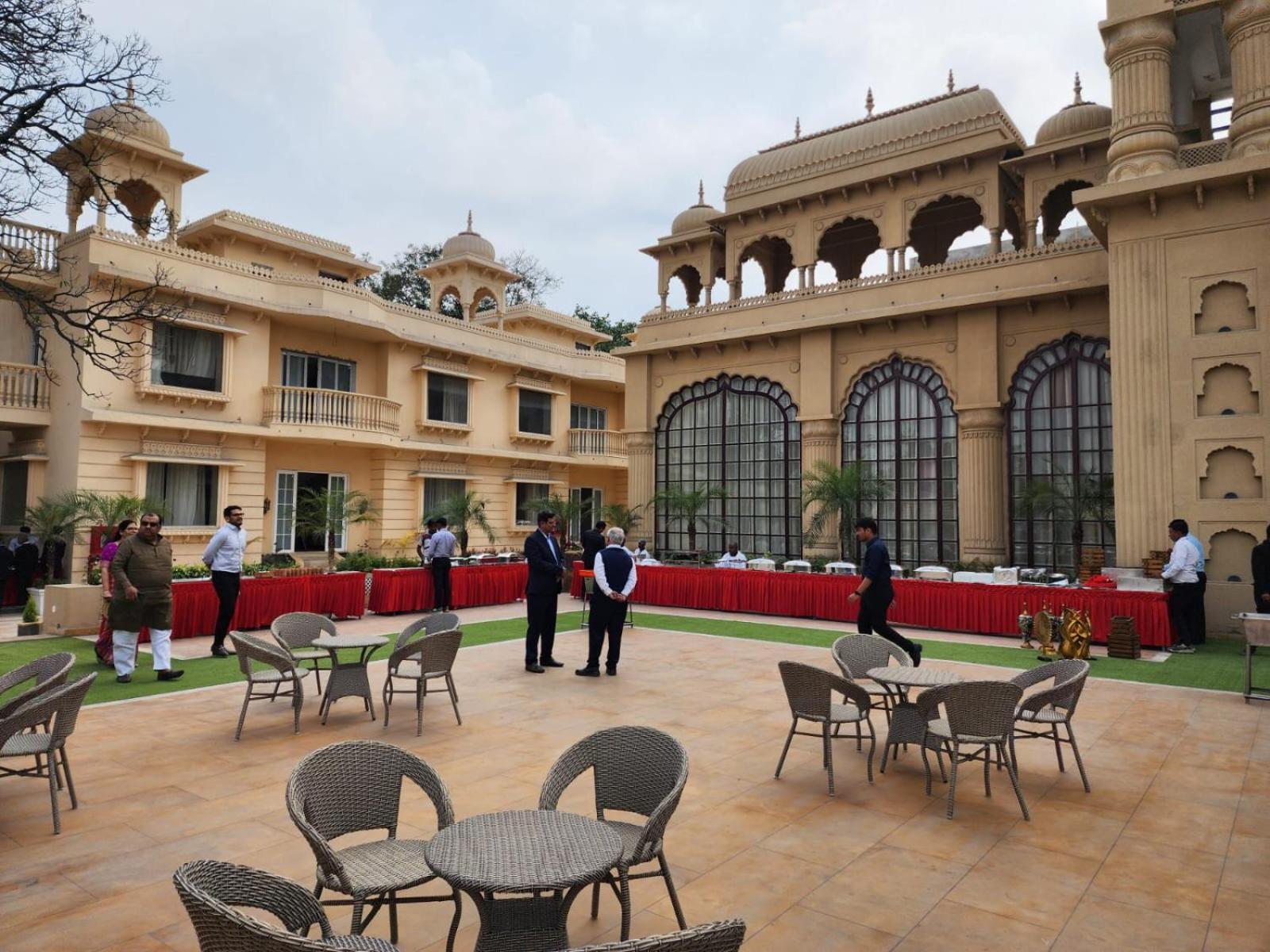 Raj Vilas Resort Dhanbad Bagian luar foto
